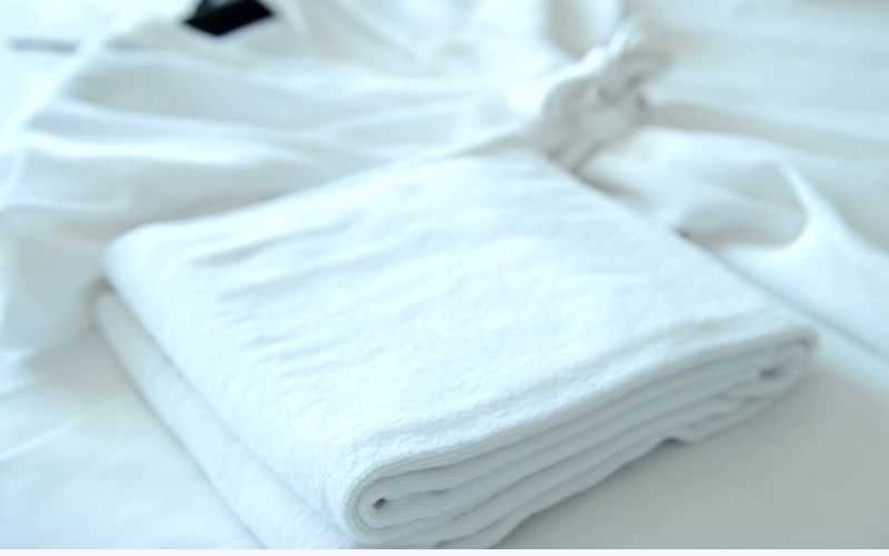 Kích thước khăn tắm sẽ phụ thuộc vào nhu cầu và thiết kế của từng khách sạn