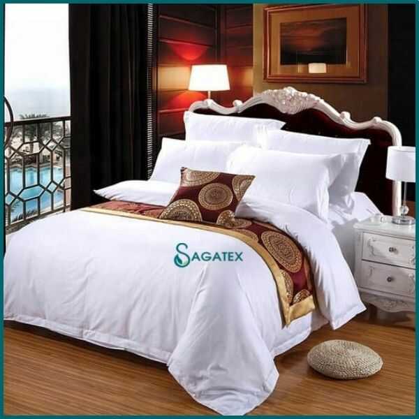 Ga giường trắng khách sạn cùng vải T400 mang đến điểm cộng lớn về mặt thẩm mỹ