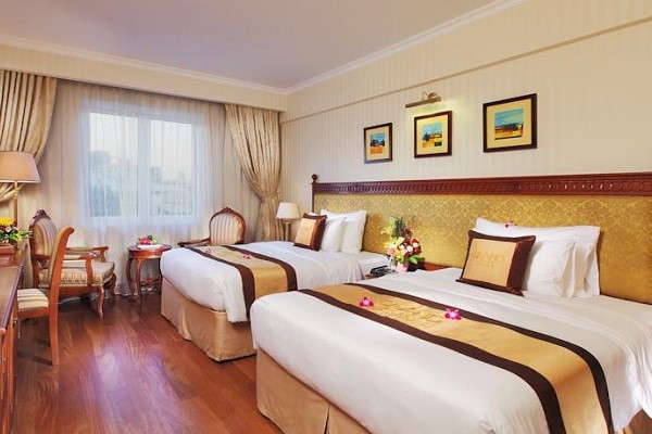 Tấm trang trí giường khách sạn giữ vị trí rất quan trọng trong không gian nội thất
